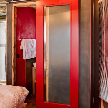 Schwalbennest * زيرمات