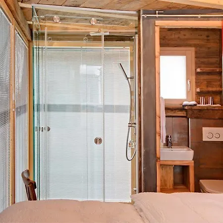 Schwalbennest زيرمات